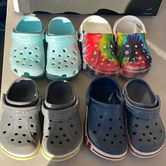 Crocs little kid size 10 - four unisex pairs - Picture 1 of 2